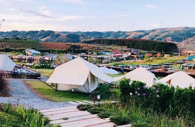 Kondee Cino Cafe & Glamping Hotel Khao Kho Exterior photo