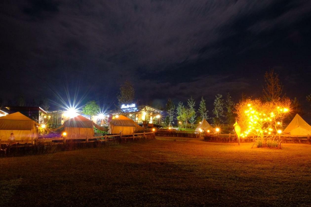 Kondee Cino Cafe & Glamping Hotel Khao Kho Exterior photo