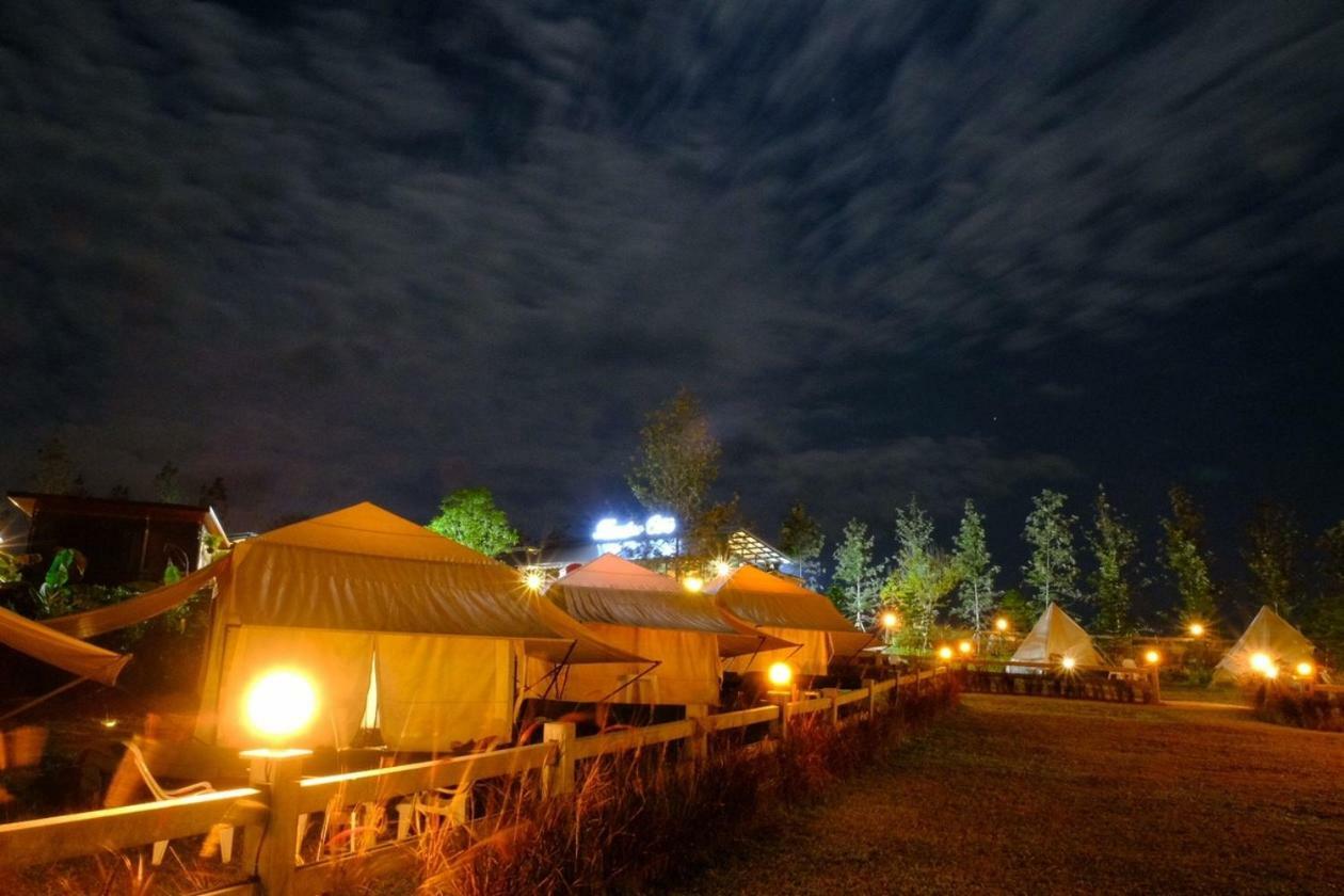 Kondee Cino Cafe & Glamping Hotel Khao Kho Exterior photo