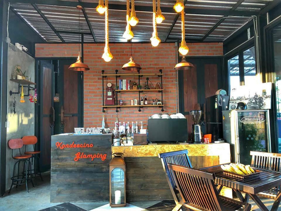 Kondee Cino Cafe & Glamping Hotel Khao Kho Exterior photo